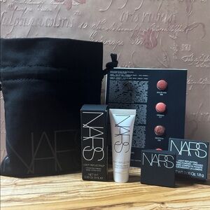 NARS mini hydrating Primer & setting Powder Set with bag and lipstick sample